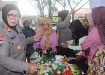 Polres Lampung Selatan Gelar Pasar Murah, Warga Antusias Sambut Harga Terjangkau