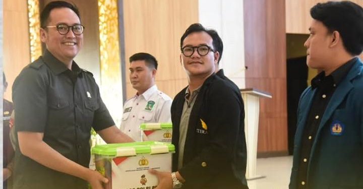 Ketua Komisi IV DPRD Provinsi Lampung Hadiri acara Baksos Polri Presisi