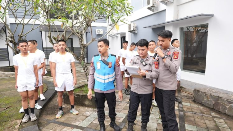 Pemeriksaan Kesehatan 1 Penerimaan Calon Taruna/Taruni Akpol TA.2025 Panda Polda Sumsel