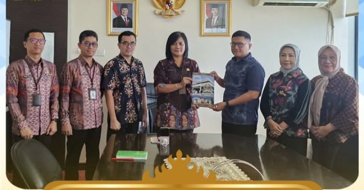 Ketua DPRD Provinsi Lampung Serahkan Berkas Usulan Penetapan Gubernur Terpilih