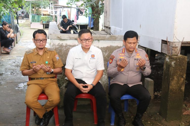 Polda Sumsel Bedah Rumah Warga Kurang Mampu