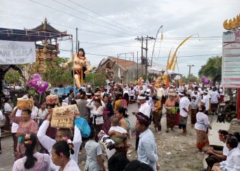 Umat Hindu di Desa Bali Agung Palas Laksanakan Tawur Agung Kesanga