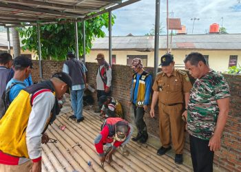 Pemkot Bandar Lampung Tertibkan 10 Bangunan Semipermanen Diatas Sungai