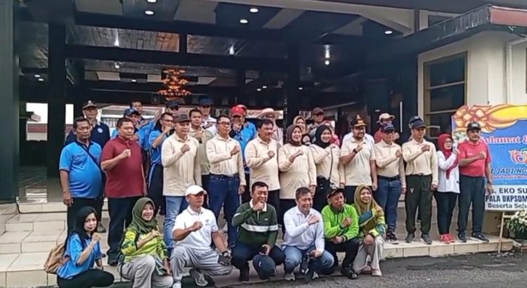 BUDAYA BERSIH SEMARAKI PERINGATAN HARI JADI NGANJUK KE-1088