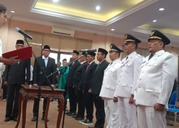 Bupati Lampung Selatan Raditiyo Egi Pratama :  Perdana Lantik 8 Pejabat Administrator