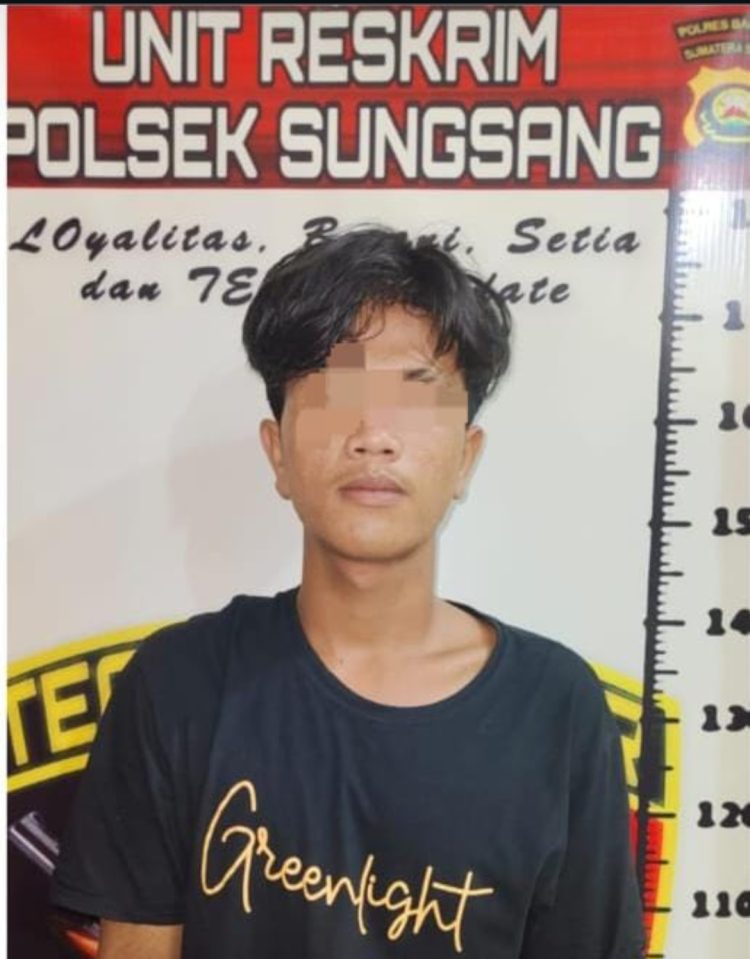 Saat Berada di Dermaga Dishub Desa Sungsang III, Tiba – Tiba Rio Pratama Dikeroyok Oleh Orang Yang Tak DiKenal