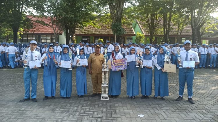 SMAN 1 Plemahan Borong Prestasi di Awal Tahun 2025: Bukti Nyata Semangat dan Dedikasi Siswa