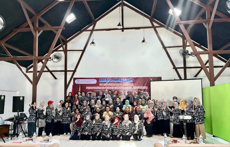 IAI Jawa Timur Apresiasi Inovasi Digitalisasi Layanan Apoteker oleh IAI Nganjuk