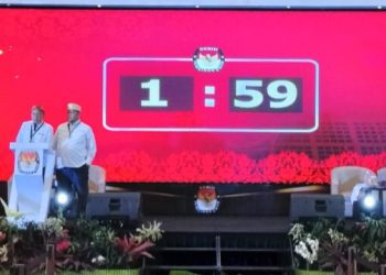 Debat Publik Calon Bupati Paslon No Urut Satu Supriyanto Suriansyah menyampaikan dalam Waktu Dua Tahun Infra Struktur Akan berubah mulus *