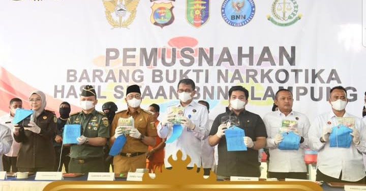 Anggota Komisi I DPRD Provinsi Lampung Hadiri Pemusnahan Barang Bukti Narkotika