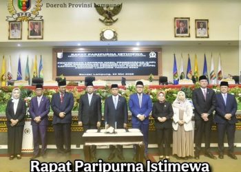 Ketua DPRD Provinsi Lampung Pimpin Rapat Paripurna istimewa DPRD Provinsi Lampung Penyerahan LHP BPK Tahun 2024