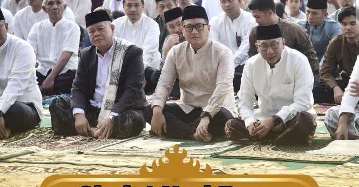 Ketua DPRD Provinsi Lampung Beserta Anggota dan Gubernur Lampung Solat Idul Adha Berjamaah