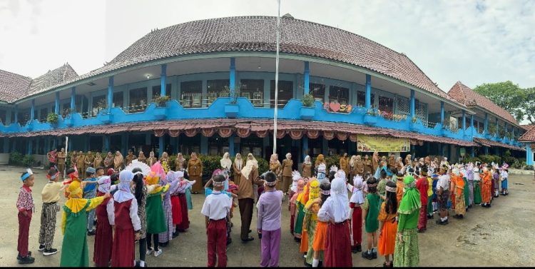 Siswa-siswi SD Negeri 109 Sambut MPLS Dengan Antusias