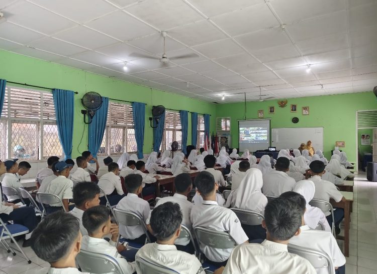 430 Siswa-siswi SMA Negeri 11 Kota Palembang Sambut MPLS Dengan Antusias