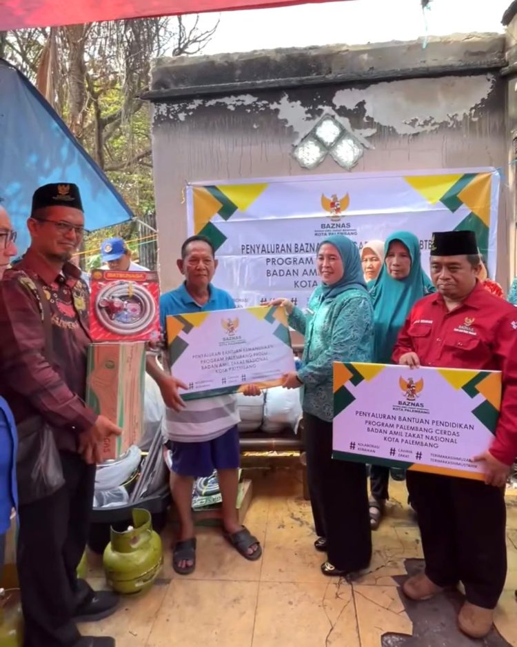 Baznas Kota Palembang Memberikan Bantuan Korban Kebakaran Di Kertapati