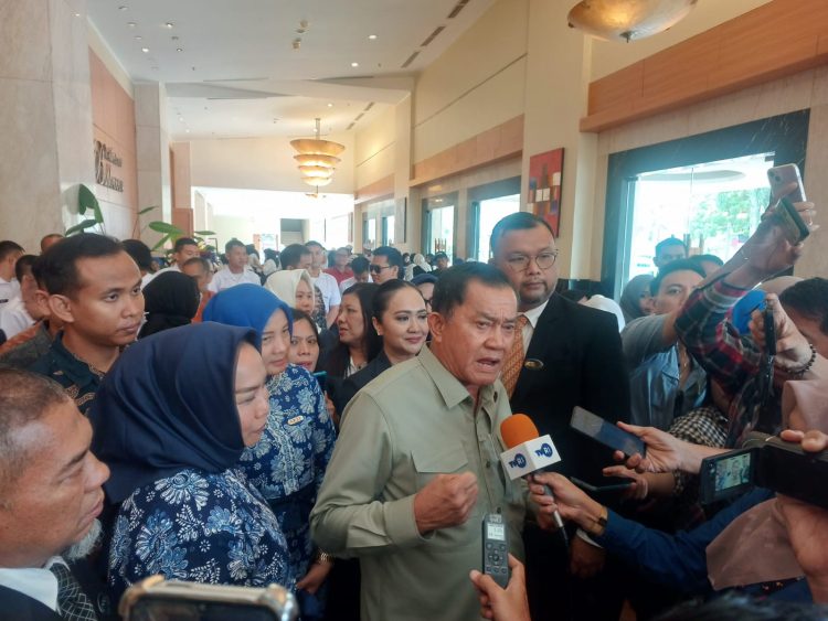 Ketua Umum APJI Pusat Mengukuhkan Hj. Sulaiha S.Sos Sebagai Ketua APJi Provinsi Sumsel Periode 2025-2030