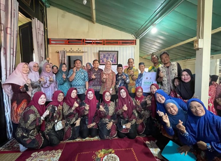 Baznas Kota Palembang Salurkan Bantuan Sembako Untuk Pencegahan Stunting Di Kampung Keluarga Berkualitas