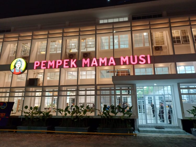 Hadir Cabang Ke-4 Pempek Mama Musi Kapten A.Rivai
