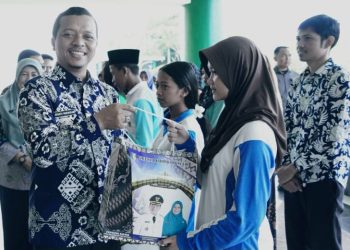 Siswa Sekolah Rakyat Asal Pringsewu Resmi Dilepas Bupati