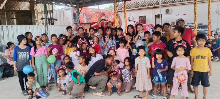 Meriahkan HUT RI ke 80 Nyoman Supat Widya, A.Md. Bersama I Gusti Ayu Purnamaningsih,A.P.Kom.,S.S. Gelar Berbagai Perlombaan