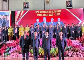 Pelantikan HIPMI Palembang 2025–2028, Peby Anggi Ajak Anggota Punya Jiwa Sosial dan Saling Merangkul