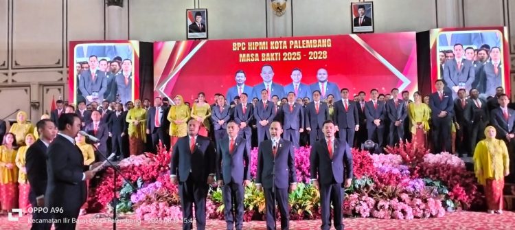 Pelantikan HIPMI Palembang 2025–2028, Peby Anggi Ajak Anggota Punya Jiwa Sosial dan Saling Merangkul