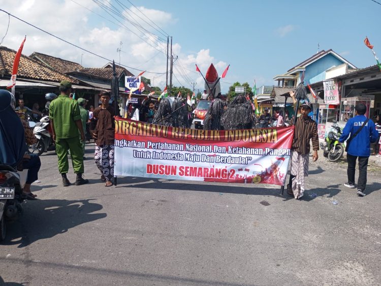 Dusun Semarang 2 Ikuti Pawai Carnaval Desa Bumidaya HUT RI ke-80