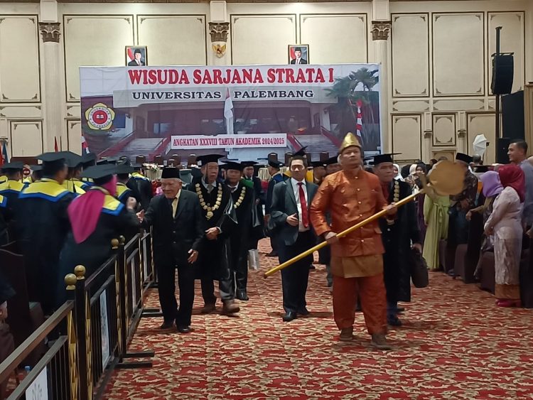Wisuda XXXVIII Strata I Universitas Palembang (UNPAL)