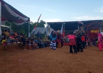Meriah HUT RI ke-80 Warga Perumahan Citra Kesuma Gelar Kesenian Kuda Kepang dengan Segenap Prajurit Marinir
