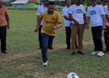 Dibuka Bupati, 15 Pekon & Kelurahan Di Kecamatan Pringsewu Ikuti Turnamen Sepak bola Karang Taruna Cup
