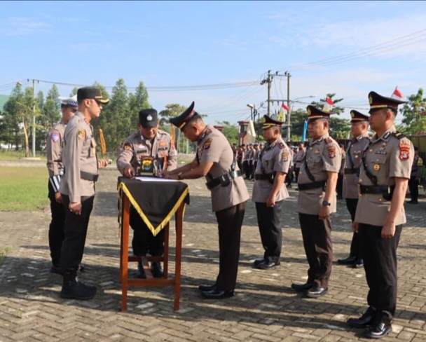 Tiga Pejabat Utama Polres Pringsewu Bergeser, dapat wejangan dari Kapolres