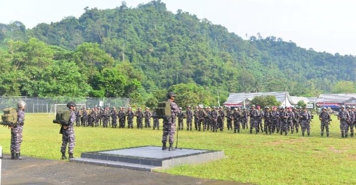 Siaga Bangsitnas Serta Asah Naluri Tempur Prajurit Yonif 9 Marinir Laksanakan Hanmars Dan Latihan Menembak