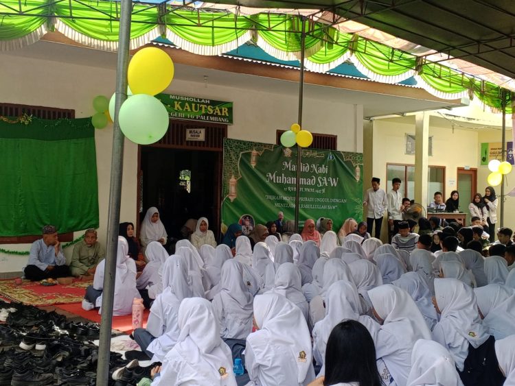 SMA Negeri 16 Palembang Peringati Maulid Nabi Muhammad SAW 1447 H
