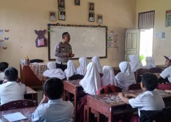 Polisi Humanis, Satlantas Polres Lampung Selatan Sapa Pelajar hingga Tukang Ojek di Kalianda
