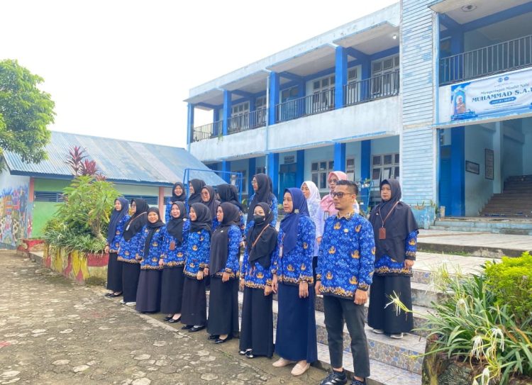 ‎SDN 127 Palembang Gelar Upacara Bendera Peringati Hari Kesaktian Pancasila dengan Semangat Membara