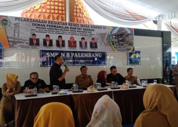Pelaksanaan Kegiatan Reses Masa Sidang IV DPRD Provinsi Sumsel Ke SMKN 8 Palembang