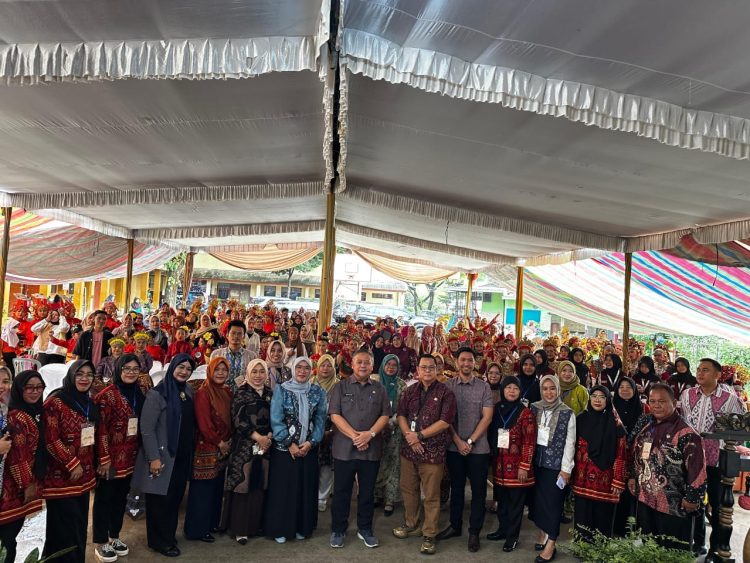 Lomba Tari Kreasi Baru Sumatera Selatan Dilaksakan SMP Negeri 27 Kota Palembang