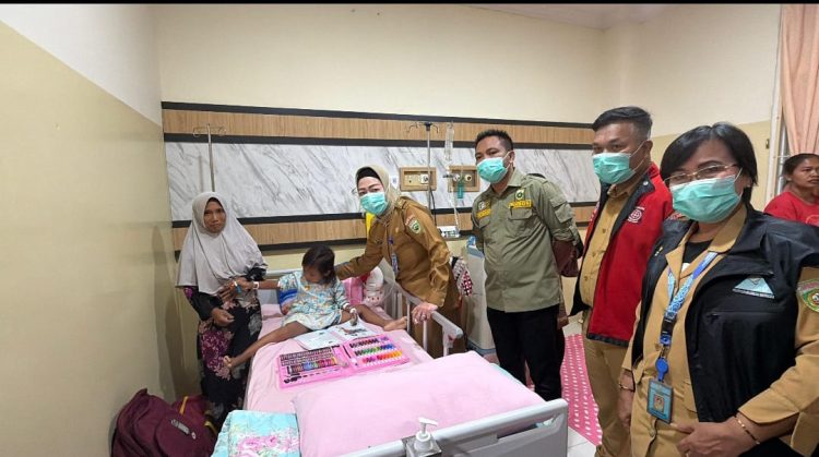 Dinsos Provinsi Sumsel: Gerak Cepat Dan Mengunjungi Adik Fatiyah Yang Viral Di Rumah Sakit Bari