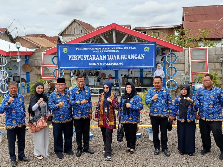 Validasi Lapangan Inovasi Gerakan Sumsel Mandiri Pangan (GSMP) Goes To School oleh Tim Juri Innovative Government Award (IGA) Tahun 2025