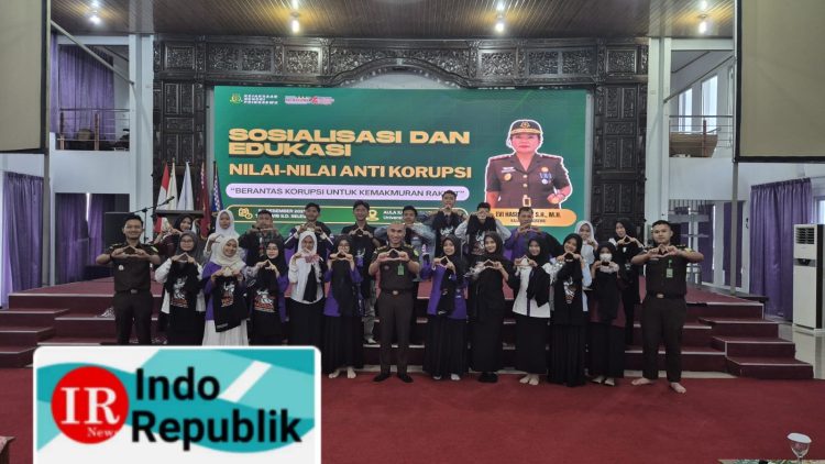 KEJARI PRINGSEWU GELAR SOSIALISASI ANTIKORUPSI DI UNIVERSITAS AISYAH PRINGSEWU DALAM RANGKA HAKORDIA 2025