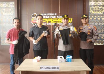 Pria Bacok Dua Warga di Dalam Toko ditangkap, Motif Terungkap.