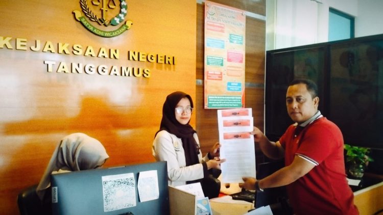 Taman Sari di Ujung Tanduk: Laporan Dugaan Korupsi Ratusan Juta Resmi Mendarat di Kejari Tanggamus