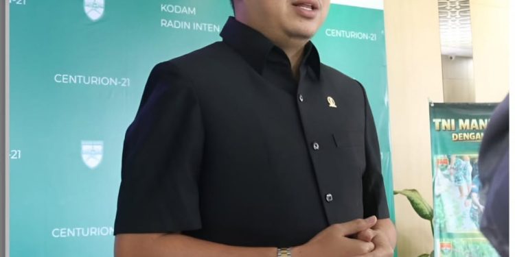 Garinca Reza Pahlevi, S.I.Kom., M.M., Wakili Ketua DPRD Provinsi Lampung, Hadiri Kegiatan Launching Aplikasi Centurion-21