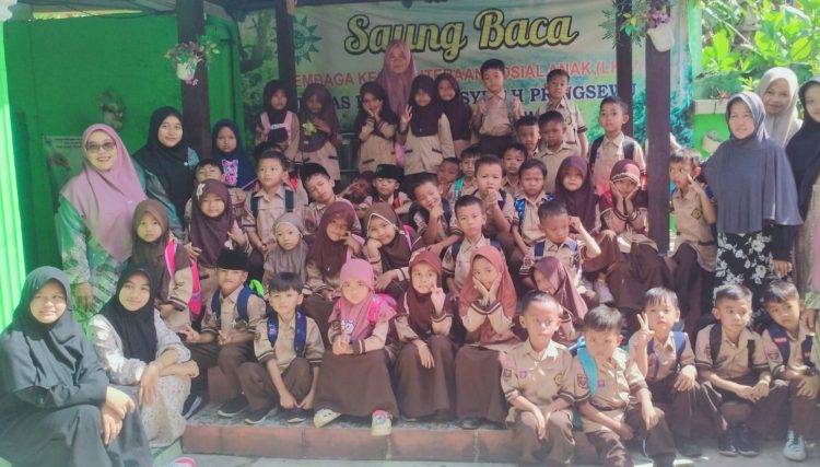 Semarakkan Jumat Berbagi, PAUD Al-HAADII Sambangi Panti Asuhan