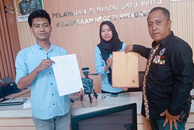 Bola Panas Kasus Dugaan Mark-up Anggaran DPRD Kini di Tangan Kejari Pringsewu, Masyarakat Minta Proses Hukum Tegas