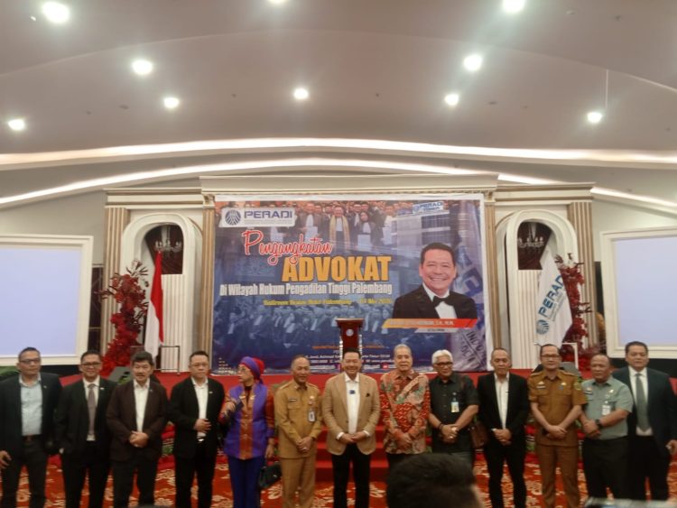 Dalam Pelantikan di Palembang, Otto Tegaskan Paradigma Baru KUHP dan Peran Advokat ‎