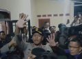 Massa Padati Rumah Kades, Polisi dan Brimob Evakuasi Dua Terduga Pelaku Curat di Natar