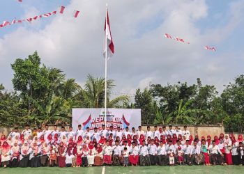 Upacara HUT Kemerdekaan RI ke-81 di Ponpes Sabilul Hasanah, Ketua Umum Yayasan Kobarkan Semangat Santri untuk Negeri ‎