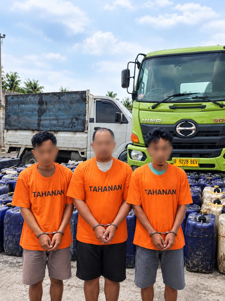 Polisi Ungkap Penyalahgunaan Solar Subsidi 8.400 Liter di Katibung, Tiga Orang Jadi Tersangka