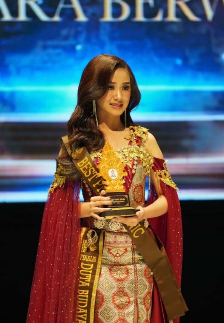 Carissa Alya Raih The Winner Duta Budaya Indonesia 2026 dan Best Fotogenic Harumkan Nama Sumsel di Panggung Nasional